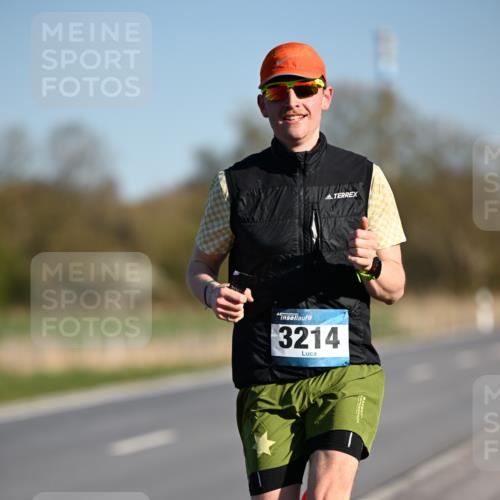 06.04.2025 - 44. Internationalen Wilhelmsburger Insellauf Dr. Thomas Lammeyer http://msf.ph/oto/7549643 06.04.2025 09:18:22 Laufen 3214 meine-sportfotos.de