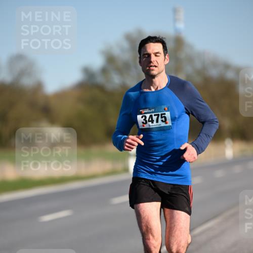 06.04.2025 - 44. Internationalen Wilhelmsburger Insellauf Dr. Thomas Lammeyer http://msf.ph/oto/7549667 06.04.2025 09:18:41 Laufen 3475 meine-sportfotos.de