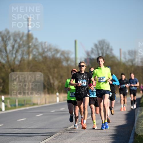 06.04.2025 - 44. Internationalen Wilhelmsburger Insellauf Dr. Thomas Lammeyer http://msf.ph/oto/7549676 06.04.2025 09:18:56 Laufen 318, 5194, 5001 meine-sportfotos.de