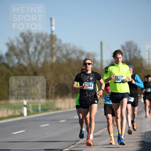 06.04.2025 - 44. Internationalen Wilhelmsburger Insellauf Dr. Thomas Lammeyer http://msf.ph/oto/7549682 06.04.2025 09:18:57 Laufen 194, 5001 meine-sportfotos.de