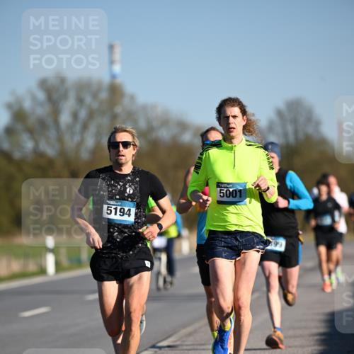 06.04.2025 - 44. Internationalen Wilhelmsburger Insellauf Dr. Thomas Lammeyer http://msf.ph/oto/7549692 06.04.2025 09:18:59 Laufen 5194, 5001, 99 meine-sportfotos.de