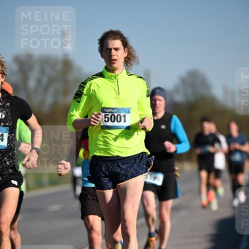 06.04.2025 - 44. Internationalen Wilhelmsburger Insellauf Dr. Thomas Lammeyer http://msf.ph/oto/7549700 06.04.2025 09:19:00 Laufen 4, 5001 meine-sportfotos.de