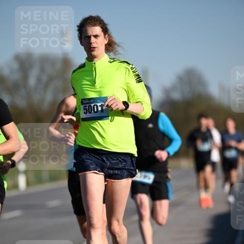 06.04.2025 - 44. Internationalen Wilhelmsburger Insellauf Dr. Thomas Lammeyer http://msf.ph/oto/7549702 06.04.2025 09:19:00 Laufen 5001 meine-sportfotos.de