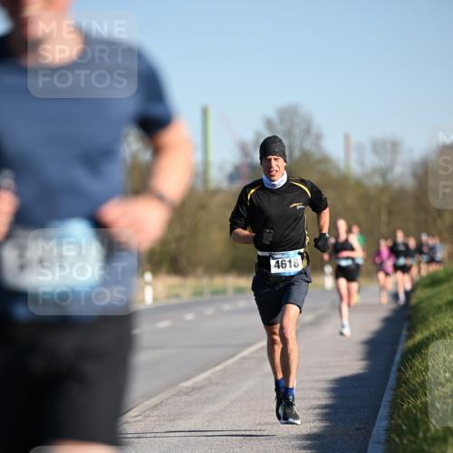 06.04.2025 - 44. Internationalen Wilhelmsburger Insellauf Dr. Thomas Lammeyer http://msf.ph/oto/7549747 06.04.2025 09:19:09 Laufen 4618 meine-sportfotos.de