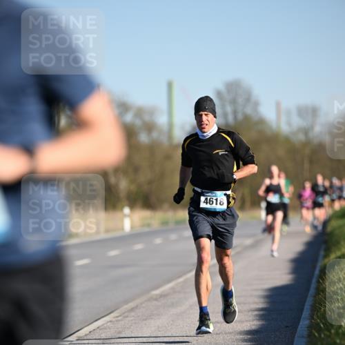 06.04.2025 - 44. Internationalen Wilhelmsburger Insellauf Dr. Thomas Lammeyer http://msf.ph/oto/7549750 06.04.2025 09:19:10 Laufen 4618 meine-sportfotos.de