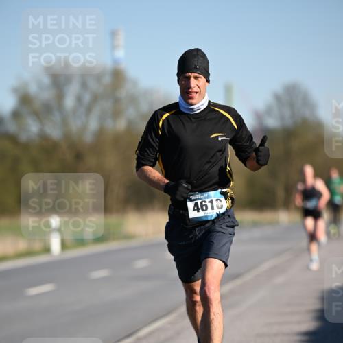 06.04.2025 - 44. Internationalen Wilhelmsburger Insellauf Dr. Thomas Lammeyer http://msf.ph/oto/7549764 06.04.2025 09:19:11 Laufen 4613 meine-sportfotos.de