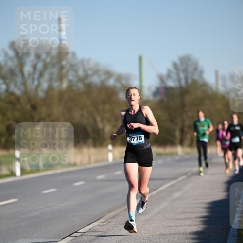 06.04.2025 - 44. Internationalen Wilhelmsburger Insellauf Dr. Thomas Lammeyer http://msf.ph/oto/7549765 06.04.2025 09:19:17 Laufen 3776 meine-sportfotos.de