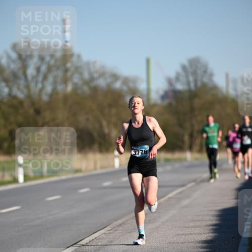 06.04.2025 - 44. Internationalen Wilhelmsburger Insellauf Dr. Thomas Lammeyer http://msf.ph/oto/7549766 06.04.2025 09:19:17 Laufen 3776, 9 meine-sportfotos.de