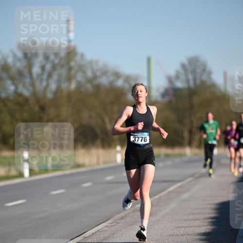 06.04.2025 - 44. Internationalen Wilhelmsburger Insellauf Dr. Thomas Lammeyer http://msf.ph/oto/7549768 06.04.2025 09:19:17 Laufen 3776 meine-sportfotos.de