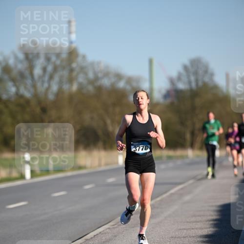 06.04.2025 - 44. Internationalen Wilhelmsburger Insellauf Dr. Thomas Lammeyer http://msf.ph/oto/7549769 06.04.2025 09:19:18 Laufen 3776 meine-sportfotos.de