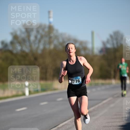 06.04.2025 - 44. Internationalen Wilhelmsburger Insellauf Dr. Thomas Lammeyer http://msf.ph/oto/7549777 06.04.2025 09:19:19 Laufen 3800, 3776 meine-sportfotos.de