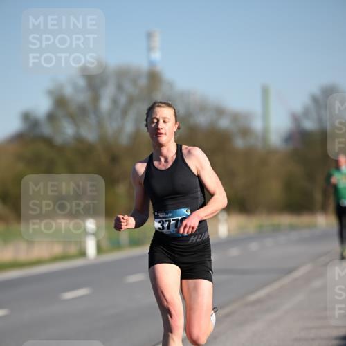 06.04.2025 - 44. Internationalen Wilhelmsburger Insellauf Dr. Thomas Lammeyer http://msf.ph/oto/7549782 06.04.2025 09:19:19 Laufen 377 meine-sportfotos.de