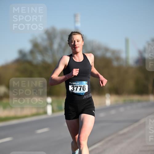 06.04.2025 - 44. Internationalen Wilhelmsburger Insellauf Dr. Thomas Lammeyer http://msf.ph/oto/7549784 06.04.2025 09:19:20 Laufen 3776 meine-sportfotos.de