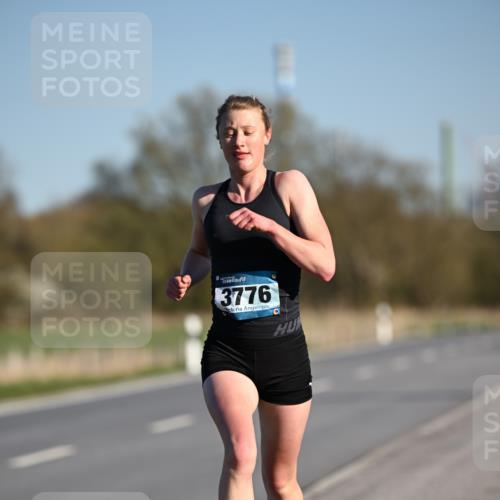 06.04.2025 - 44. Internationalen Wilhelmsburger Insellauf Dr. Thomas Lammeyer http://msf.ph/oto/7549786 06.04.2025 09:19:20 Laufen 3776 meine-sportfotos.de