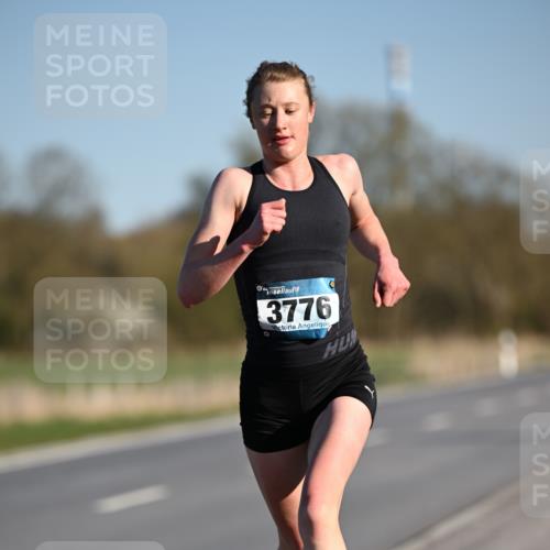 06.04.2025 - 44. Internationalen Wilhelmsburger Insellauf Dr. Thomas Lammeyer http://msf.ph/oto/7549789 06.04.2025 09:19:20 Laufen 3776 meine-sportfotos.de