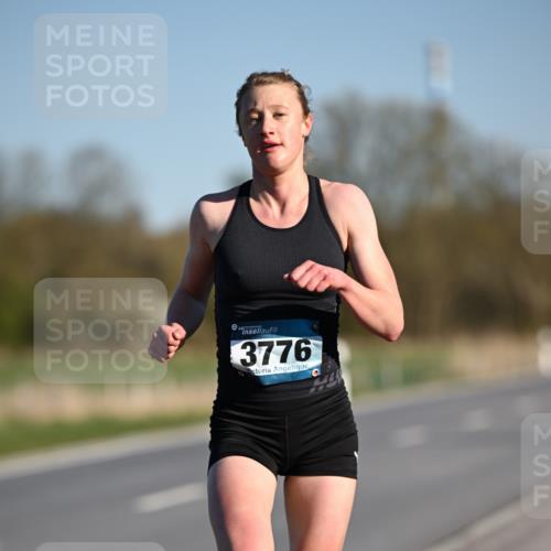06.04.2025 - 44. Internationalen Wilhelmsburger Insellauf Dr. Thomas Lammeyer http://msf.ph/oto/7549791 06.04.2025 09:19:21 Laufen 3776 meine-sportfotos.de