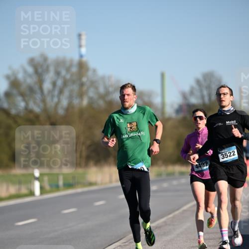 06.04.2025 - 44. Internationalen Wilhelmsburger Insellauf Dr. Thomas Lammeyer http://msf.ph/oto/7549802 06.04.2025 09:19:27 Laufen 4492, 3522 meine-sportfotos.de