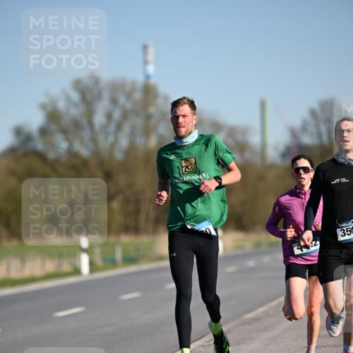 06.04.2025 - 44. Internationalen Wilhelmsburger Insellauf Dr. Thomas Lammeyer http://msf.ph/oto/7549806 06.04.2025 09:19:27 Laufen 352 meine-sportfotos.de