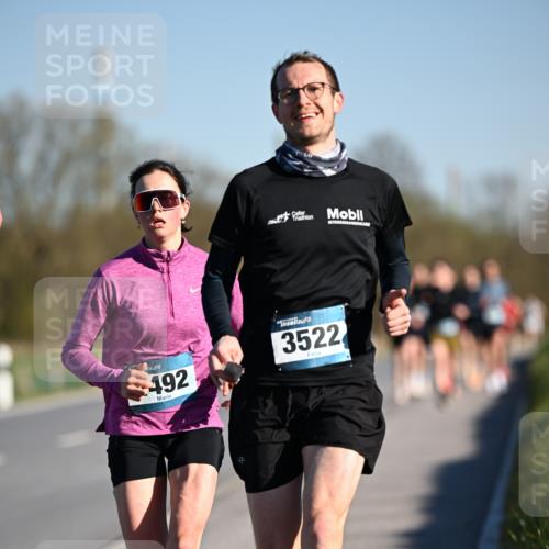 06.04.2025 - 44. Internationalen Wilhelmsburger Insellauf Dr. Thomas Lammeyer http://msf.ph/oto/7549816 06.04.2025 09:19:30 Laufen 492, 3522 meine-sportfotos.de