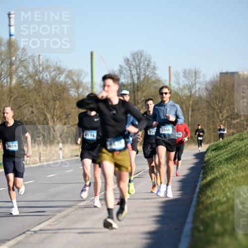 06.04.2025 - 44. Internationalen Wilhelmsburger Insellauf Dr. Thomas Lammeyer http://msf.ph/oto/7549828 06.04.2025 09:19:37 Laufen 3059, 352, 3566, 189 meine-sportfotos.de