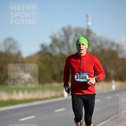 06.04.2025 - 44. Internationalen Wilhelmsburger Insellauf Dr. Thomas Lammeyer http://msf.ph/oto/7549880 06.04.2025 09:19:47 Laufen 3189 meine-sportfotos.de