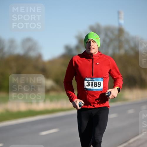 06.04.2025 - 44. Internationalen Wilhelmsburger Insellauf Dr. Thomas Lammeyer http://msf.ph/oto/7549884 06.04.2025 09:19:48 Laufen 3189 meine-sportfotos.de