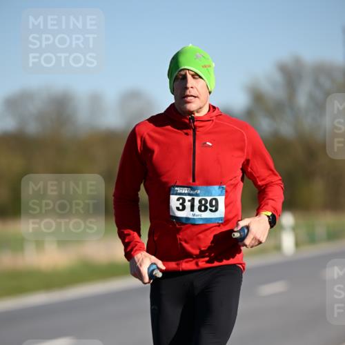 06.04.2025 - 44. Internationalen Wilhelmsburger Insellauf Dr. Thomas Lammeyer http://msf.ph/oto/7549889 06.04.2025 09:19:48 Laufen 3189 meine-sportfotos.de