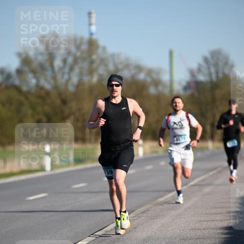 06.04.2025 - 44. Internationalen Wilhelmsburger Insellauf Dr. Thomas Lammeyer http://msf.ph/oto/7549891 06.04.2025 09:20:00 Laufen 739, 2, 1570 meine-sportfotos.de