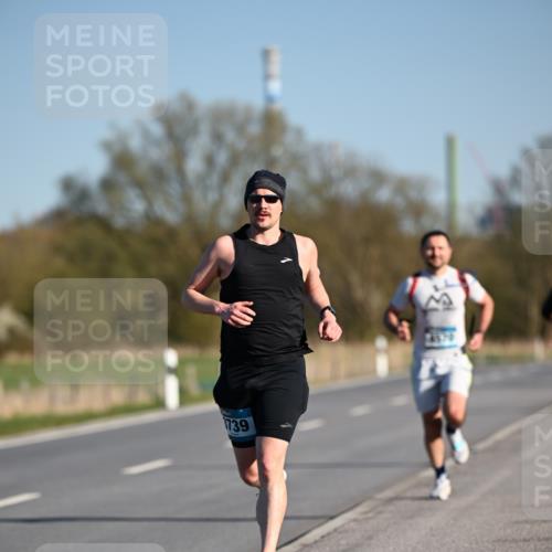 06.04.2025 - 44. Internationalen Wilhelmsburger Insellauf Dr. Thomas Lammeyer http://msf.ph/oto/7549897 06.04.2025 09:20:01 Laufen 739 meine-sportfotos.de