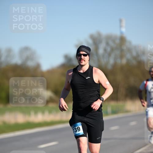 06.04.2025 - 44. Internationalen Wilhelmsburger Insellauf Dr. Thomas Lammeyer http://msf.ph/oto/7549905 06.04.2025 09:20:02 Laufen 139 meine-sportfotos.de