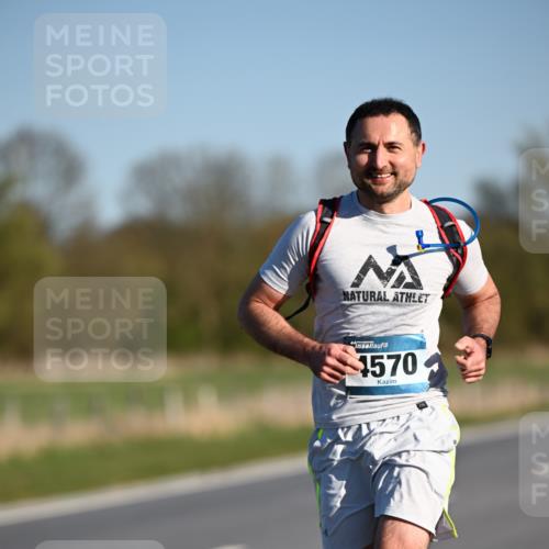 06.04.2025 - 44. Internationalen Wilhelmsburger Insellauf Dr. Thomas Lammeyer http://msf.ph/oto/7549925 06.04.2025 09:20:06 Laufen 570 meine-sportfotos.de