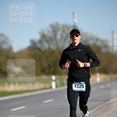 06.04.2025 - 44. Internationalen Wilhelmsburger Insellauf Dr. Thomas Lammeyer http://msf.ph/oto/7549931 06.04.2025 09:20:07 Laufen 4325 meine-sportfotos.de