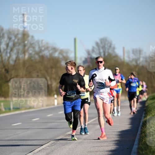 06.04.2025 - 44. Internationalen Wilhelmsburger Insellauf Dr. Thomas Lammeyer http://msf.ph/oto/7549962 06.04.2025 09:20:17 Laufen 3600, 3599, 868 meine-sportfotos.de