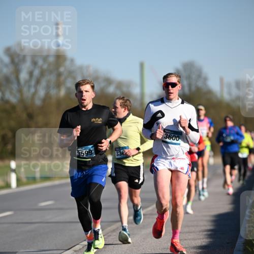 06.04.2025 - 44. Internationalen Wilhelmsburger Insellauf Dr. Thomas Lammeyer http://msf.ph/oto/7549974 06.04.2025 09:20:19 Laufen 3599, 3600 meine-sportfotos.de