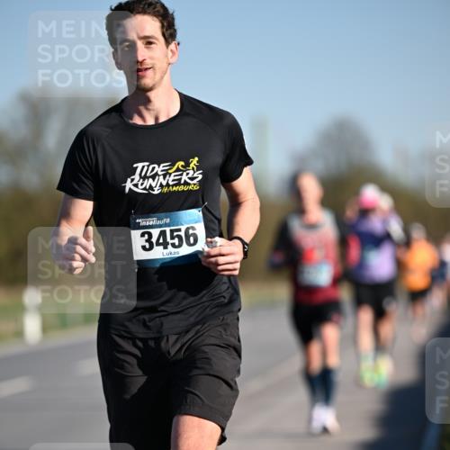 06.04.2025 - 44. Internationalen Wilhelmsburger Insellauf Dr. Thomas Lammeyer http://msf.ph/oto/7550058 06.04.2025 09:20:42 Laufen 3456 meine-sportfotos.de