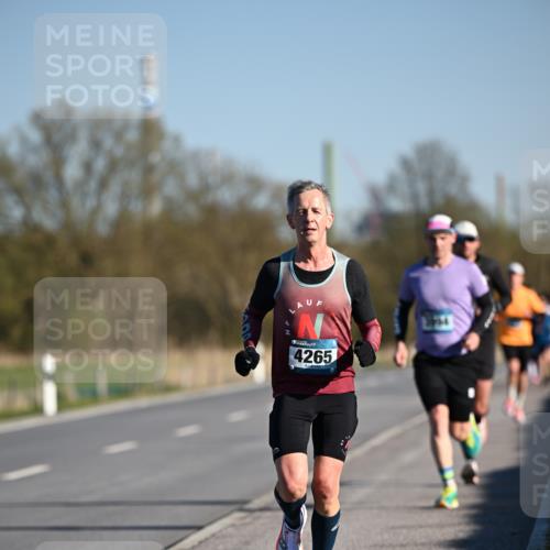 06.04.2025 - 44. Internationalen Wilhelmsburger Insellauf Dr. Thomas Lammeyer http://msf.ph/oto/7550064 06.04.2025 09:20:43 Laufen 4265 meine-sportfotos.de