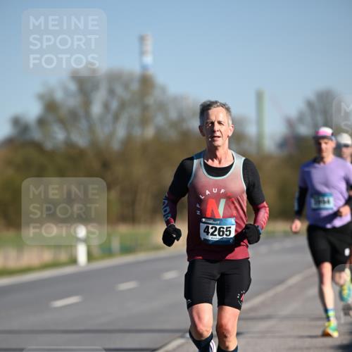 06.04.2025 - 44. Internationalen Wilhelmsburger Insellauf Dr. Thomas Lammeyer http://msf.ph/oto/7550069 06.04.2025 09:20:44 Laufen 4265 meine-sportfotos.de
