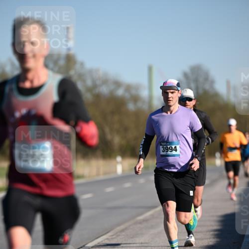 06.04.2025 - 44. Internationalen Wilhelmsburger Insellauf Dr. Thomas Lammeyer http://msf.ph/oto/7550075 06.04.2025 09:20:46 Laufen 3994 meine-sportfotos.de