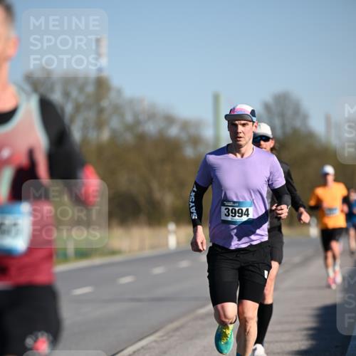 06.04.2025 - 44. Internationalen Wilhelmsburger Insellauf Dr. Thomas Lammeyer http://msf.ph/oto/7550078 06.04.2025 09:20:46 Laufen 3994 meine-sportfotos.de