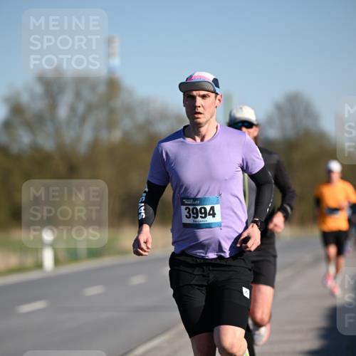 06.04.2025 - 44. Internationalen Wilhelmsburger Insellauf Dr. Thomas Lammeyer http://msf.ph/oto/7550086 06.04.2025 09:20:47 Laufen 3994 meine-sportfotos.de