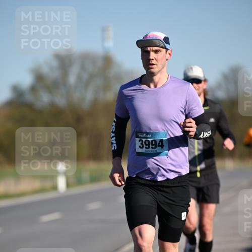06.04.2025 - 44. Internationalen Wilhelmsburger Insellauf Dr. Thomas Lammeyer http://msf.ph/oto/7550089 06.04.2025 09:20:47 Laufen 3994 meine-sportfotos.de