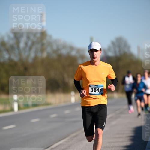 06.04.2025 - 44. Internationalen Wilhelmsburger Insellauf Dr. Thomas Lammeyer http://msf.ph/oto/7550100 06.04.2025 09:20:53 Laufen 3643 meine-sportfotos.de