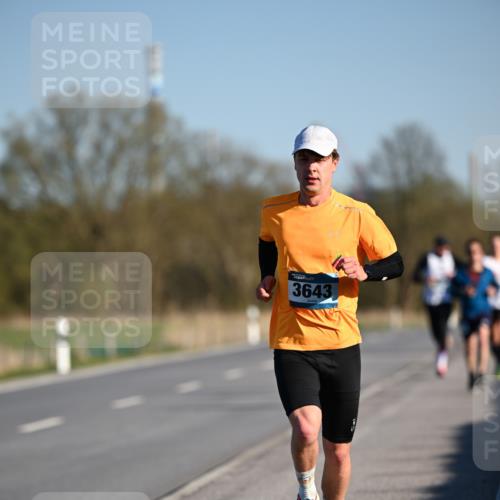 06.04.2025 - 44. Internationalen Wilhelmsburger Insellauf Dr. Thomas Lammeyer http://msf.ph/oto/7550101 06.04.2025 09:20:53 Laufen 3643 meine-sportfotos.de