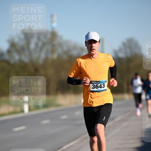 06.04.2025 - 44. Internationalen Wilhelmsburger Insellauf Dr. Thomas Lammeyer http://msf.ph/oto/7550104 06.04.2025 09:20:53 Laufen 3643 meine-sportfotos.de