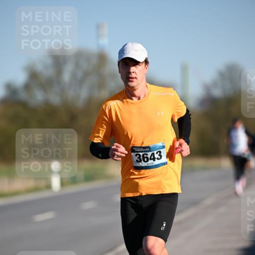 06.04.2025 - 44. Internationalen Wilhelmsburger Insellauf Dr. Thomas Lammeyer http://msf.ph/oto/7550109 06.04.2025 09:20:54 Laufen 3643 meine-sportfotos.de