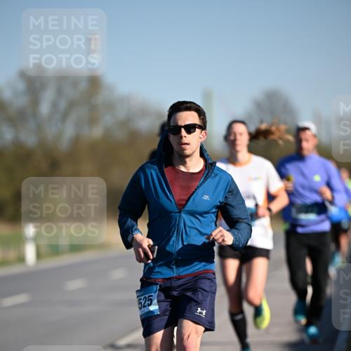 06.04.2025 - 44. Internationalen Wilhelmsburger Insellauf Dr. Thomas Lammeyer http://msf.ph/oto/7550125 06.04.2025 09:21:01 Laufen 525 meine-sportfotos.de