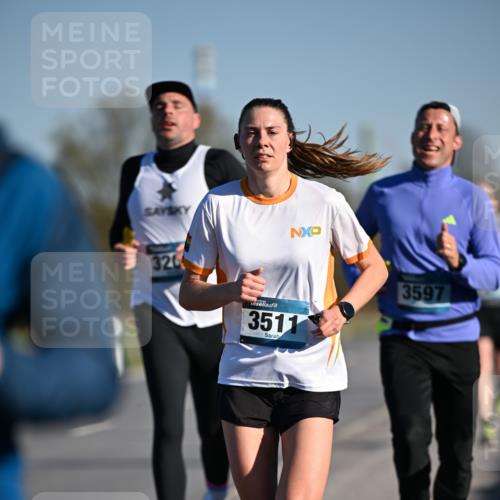 06.04.2025 - 44. Internationalen Wilhelmsburger Insellauf Dr. Thomas Lammeyer http://msf.ph/oto/7550137 06.04.2025 09:21:03 Laufen 320, 3511, 3597 meine-sportfotos.de