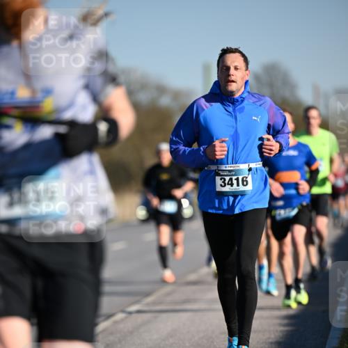 06.04.2025 - 44. Internationalen Wilhelmsburger Insellauf Dr. Thomas Lammeyer http://msf.ph/oto/7550165 06.04.2025 09:21:09 Laufen 3839, 3416 meine-sportfotos.de