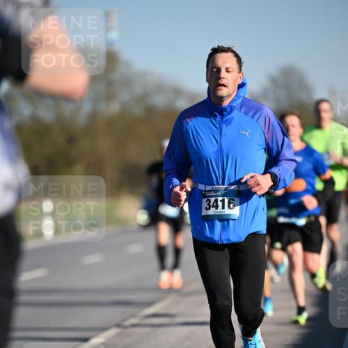 06.04.2025 - 44. Internationalen Wilhelmsburger Insellauf Dr. Thomas Lammeyer http://msf.ph/oto/7550169 06.04.2025 09:21:09 Laufen 3416 meine-sportfotos.de