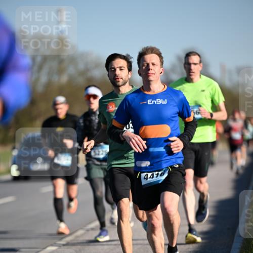 06.04.2025 - 44. Internationalen Wilhelmsburger Insellauf Dr. Thomas Lammeyer http://msf.ph/oto/7550180 06.04.2025 09:21:11 Laufen 4416 meine-sportfotos.de